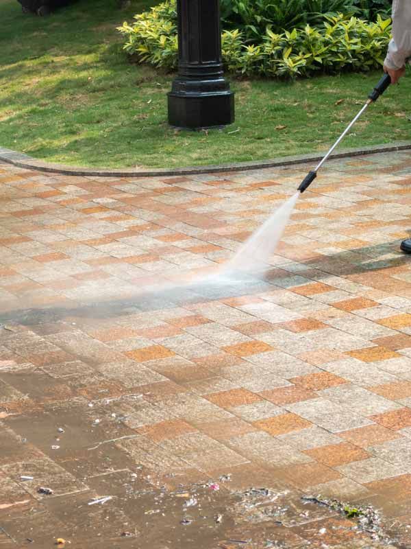 Battle Groundy Sidewalk and Driveway Cleaning