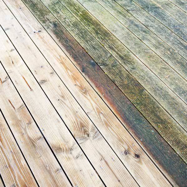 Before and After Deck Cleaning in La Center WA
