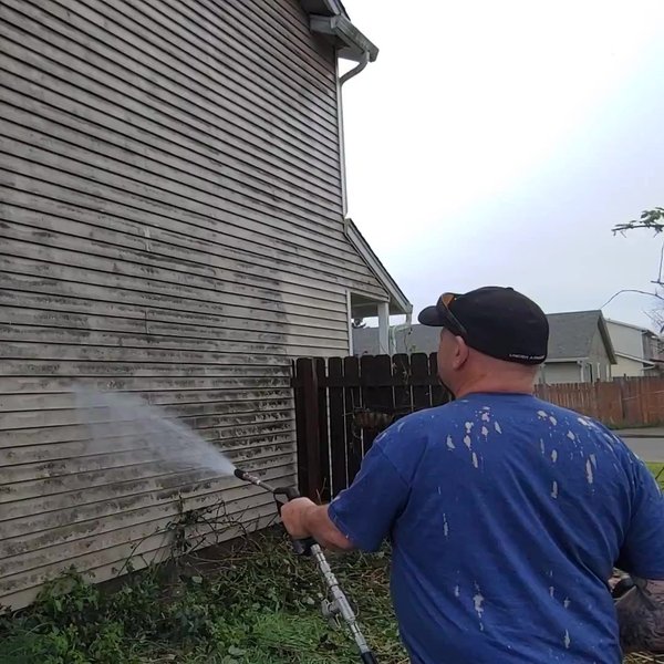 Exterior pressure washing Vancouver WA